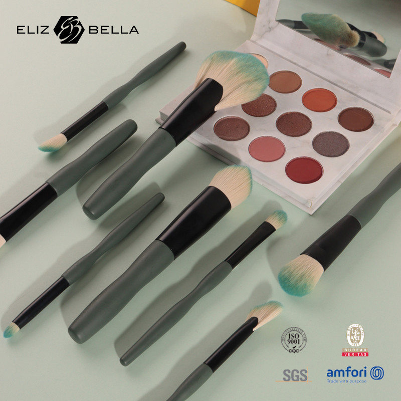 Buy cheap 8Pcs Essential Cosmetic Brush Set OEM ODM With Synthetic Bristles product