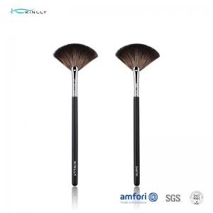 Buy cheap Raccoon Hair Wooden Handle Makeup Brush For Highlighting Powder product