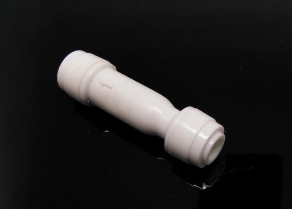China RO water purifier elbow or straight check valve large flow 1/4 tube quick connector on sale