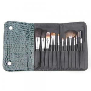 China 12pcs Cosmetic Makeup Brush Set Basic Makeup Kit For Beginners on sale