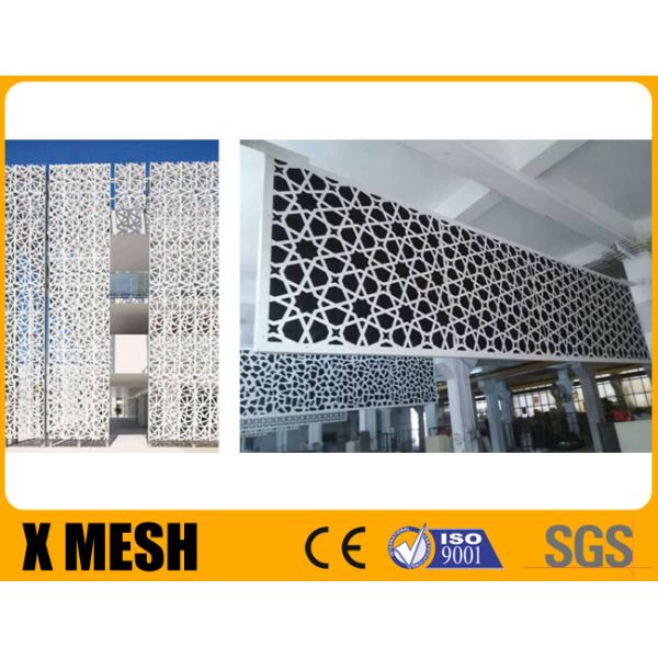 Thickness 2.5mm Perforated Metal Mesh 25mm Hole Decorative Metal Screen