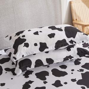 China Full Size Cow Sheet Set 4PCS 1800 Thread Count Black White Cow Sheets with Deep Pockets on sale