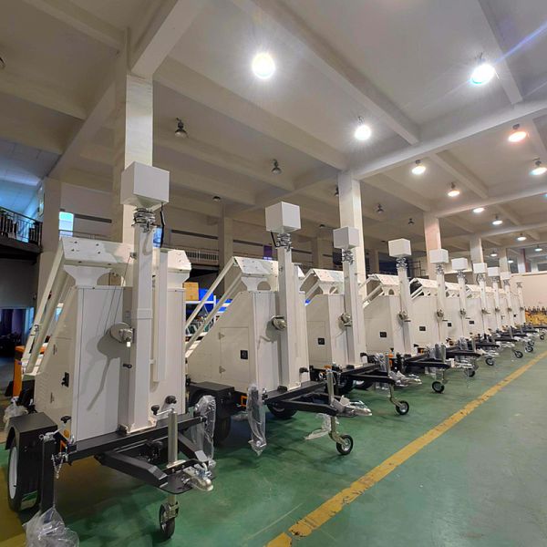 Industrial Mobile Light Tower Solar Powered Light Tower Height Mast 9m Telescopic Lighting Tower