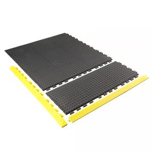 Buy cheap PVC Material Floor Anti Fatigue Standing Mat , Rubber ESD Anti Fatigue Floor Mat product