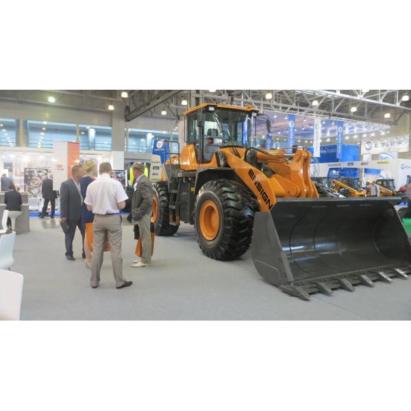 Flexibility Front Wheel Loader , Front End Loader Long Service Life