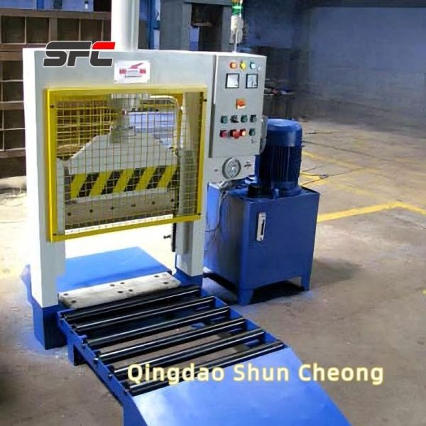 High Efficiency XQL-80 Model Rubber Bale Cutter with Compact Structure for Rubber Block Cutting