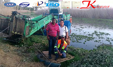 2000m2 1m Automatic Aquatic Weed Harvester Cutting Machine River Cleaning Boat