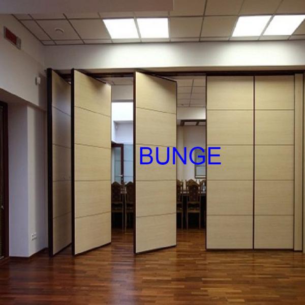 Commercial Folding Partition Doors Melamine Board Movable Wall Partitions For Office