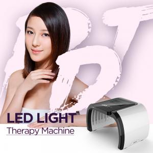 China Portable Skin Rejuvenation Machine 7 Color PDT LED Light Therapy Facial Machine on sale