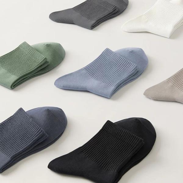 Custom Logo Embroidered Crew Socks Men Crew Cotton Socks