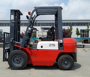 Buy cheap CPC25 Road Construction Machinery 2.5 Ton Diesel Forklift With Duplex Mast 3.0m Lifting Height product