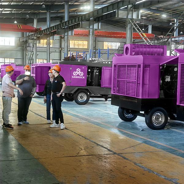 Portable Screw Air Compressor Capacity 16m3/min Diesel Air Compressor Two Stage Screw Air Compressor