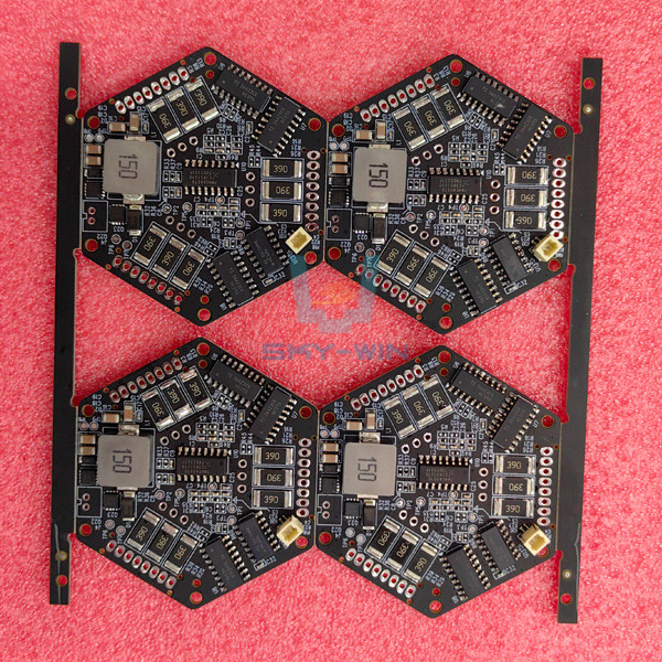 Automotive FR-4 PCB Assembly 0.2-7.0mm 3mil Minimum Line / Spacing Solar Charge Controller Circuit Board Service