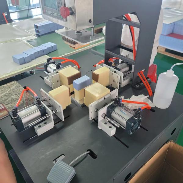 DG-600BP Paper Box Air Bubble Pressing Machine Rigid Wine Box Wrapping Machine