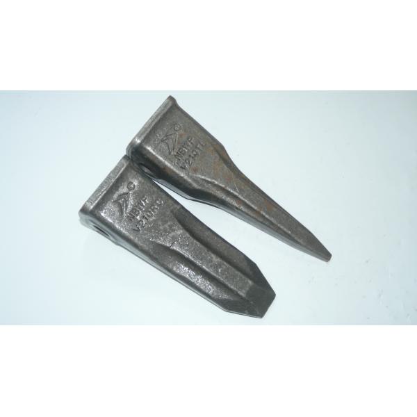 14530544RC / 14530544TL Bucket Tooth Point Standard Loader Bucket Teeth