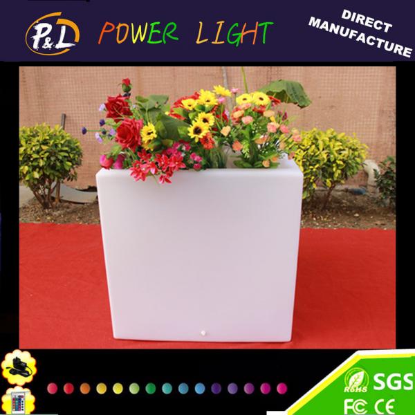 Quality LED lighted Color Change Outdoor Garden Furniture LED Cube Flowerpot for sale