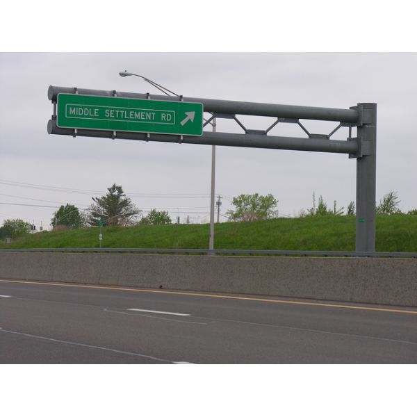 Structural Steel Cantilever Overhead Sign Truss Cantilever Type Highway Support