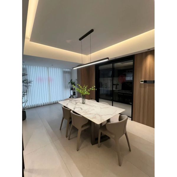 Luxury Long Dining Table in Oyster White Marble | The Centerpiece for Sophisticated Entertaining