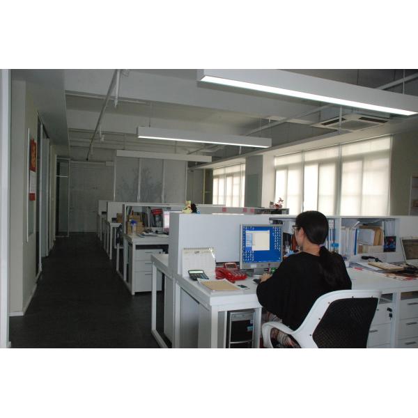Single port UHF RFID Fixed Reader 860-868Mhz free sdk 30dbm UHF RFID Reader TCP/IP interface for assert tracking