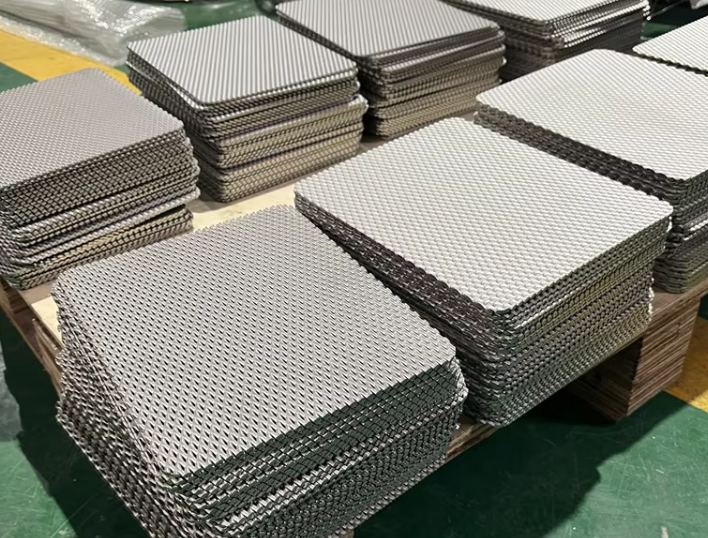 Micron Titanium Expanded Metal Mesh Diamond Mesh for Electrolysis 2*3mm