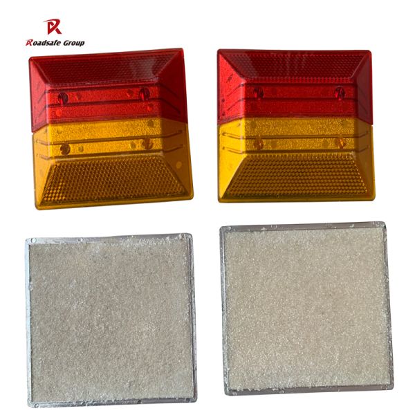 ROADSAFE 100*100*20mm PMMA Reflective Sand Filled Road Stud Pavement Marker for Traffic Safety