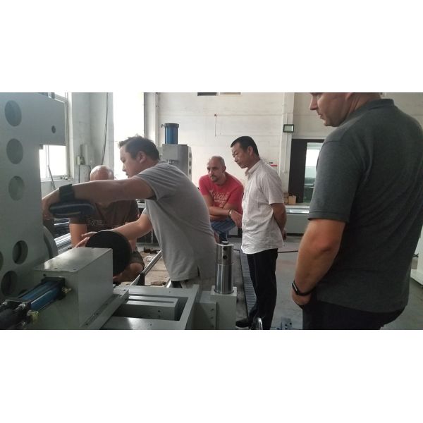 40 Three Wheel Horizontal Pipe Rolling Machine Steering Wheel Pipe Bending Machine