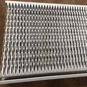 China Customized Aluminum Stair Tread Grating Anti Slip Corrosion Resistant on sale