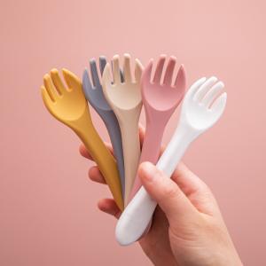 China Practical Baby Feeding Tools Tasteless , Heatproof Silicone Fork And Spoon Set on sale