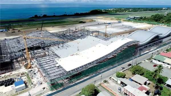 Hot Dipped Galvanizing Surface Metal Structure Warehouse with Steel Main Frame