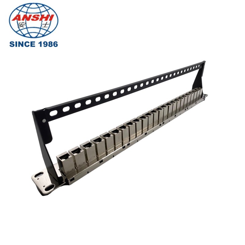 CAT5E CAT6 19-inch 24-Port Fully Shielded Patch Panel Equipped with Shielded Straight Through RJ45 Modules