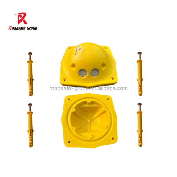 20 years' Manufacture Ceramic Road Stud Reflective and Weathering Resistance >16280h for Traffic Safety