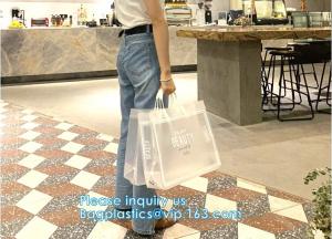 China Semi Clear Plastic Gift Bags With Brown Handle Wedding Gift Packaging Bags Birthday Handbag Party Favors PP Gift Wrap on sale