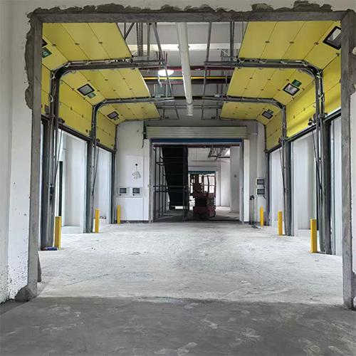 High-Frequency & Stable Operation Sectional Overhead Door For Logistics Transit Warehouses