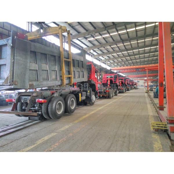 Dongfeng small 4*2 cummins engine 170 hp tractor truck