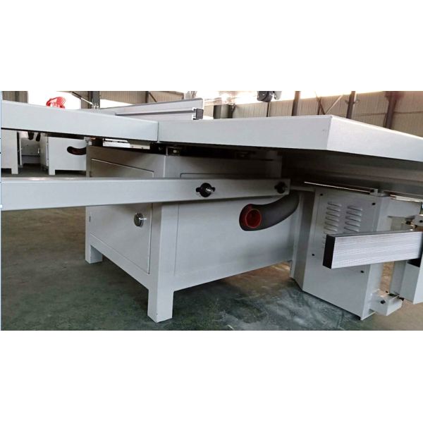 R45 Sliding Table Precision Panel Saw Wood Panel Melamine Mdf Board Cutting