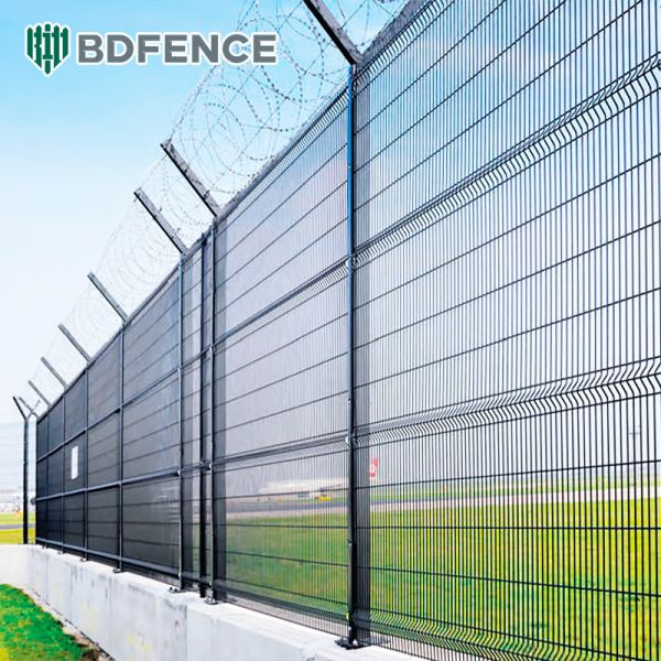 High Security Airport 50mmx200mm aoa fence Pvc Fence Panels And Posts