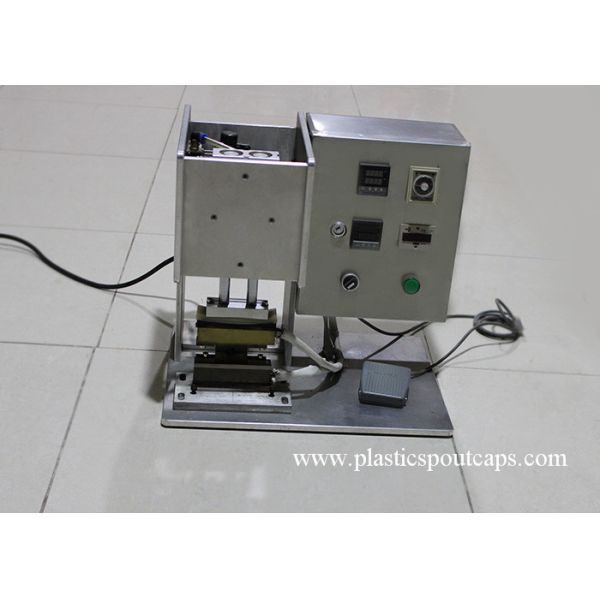 Energy Efficiency Spout Bag Sealing Machine High Speed 60pcs / Min