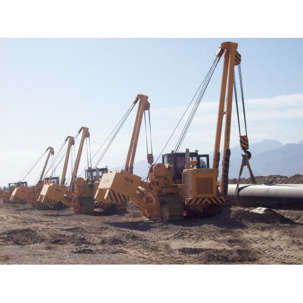 Energy Conservation Road Construction Machinery Pipe Crane Rated Loading Capacity 25 Ton