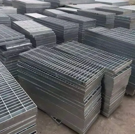 Slip-Resistant Durable Load-Bearing Platform Steel Grating Plate for Municipal Engineering