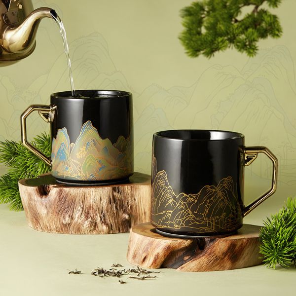 Exquisite Hand Painted Gold Handle Mug