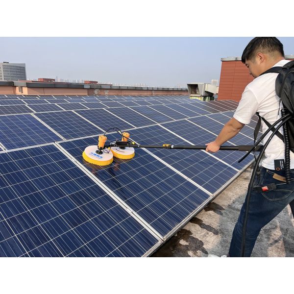 Customization Dual Power Supply Solar Panel Cleaning Machine by Sea/Air Shipping Method