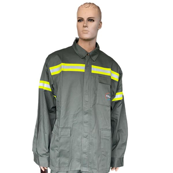 Security Uniform Firefighting Suit With Reflective Tapes For Men Buttons And Velcro Jacket And Pants Standard Firefighting Uniform
