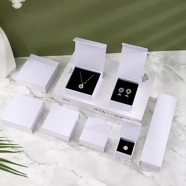 Rigid Jewelry Packaging Box Stylish Magnetic Closure Jewelry Box Multipurpose