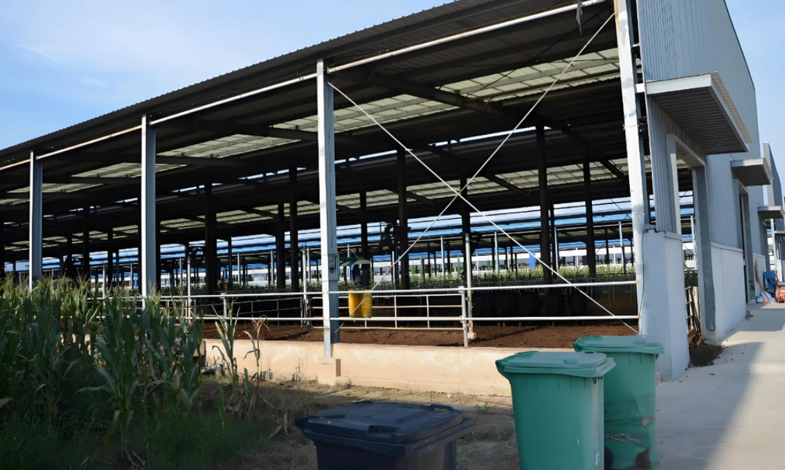 Steel structure construction details
