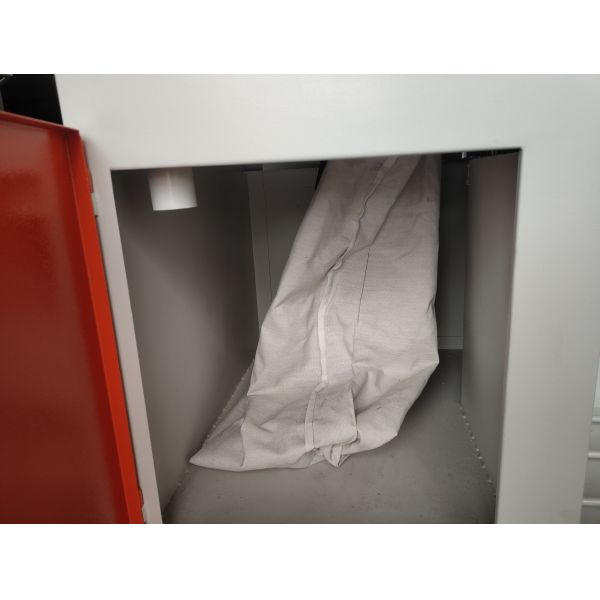 Shoe Making Machine Featuring Polishing Grinding Oven and Dust Vacuum Collection Ideal for Shoe Repair Shops and Maintenance
