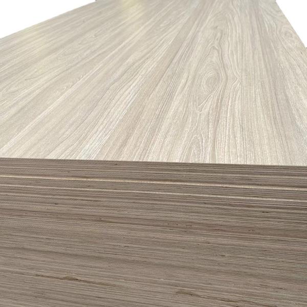 Plain Hollow Veneered MDF Board 1mm 1.5mm 1.8mm MDF Veneer Panels