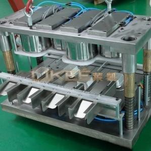 China Multiple Cavity 58HRC Aluminum Foil Container Mould Punching Type on sale