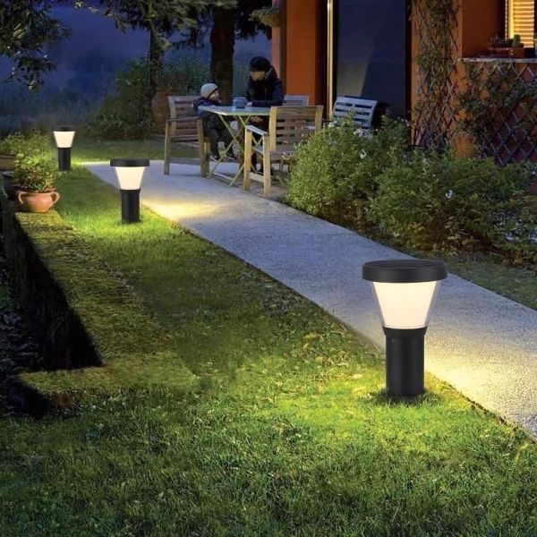 Solar Stake Lawn Lights Warm White Auto On Off Villa Courtyard Lighting