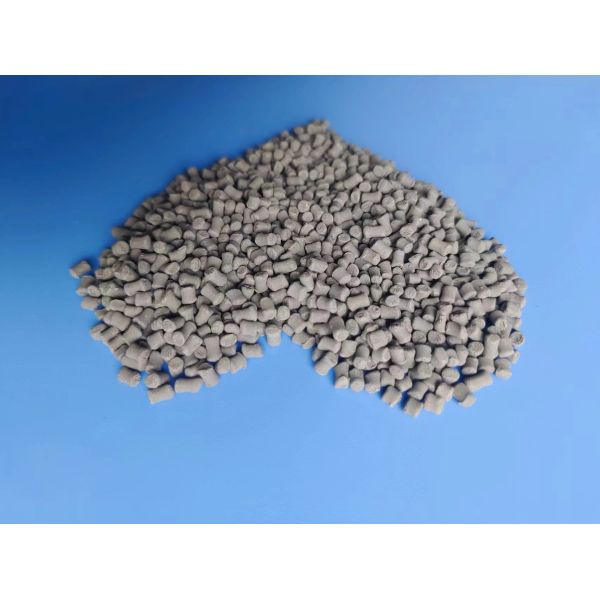 Buy cheap Moisture-Absorbing and Defoaming Masterbatch for Enhanced Processing of Recycled Plastics product