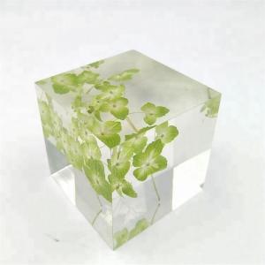 China Folk Art Flower Paperweight  Transparent Acrylic Paperweight Sample Available on sale